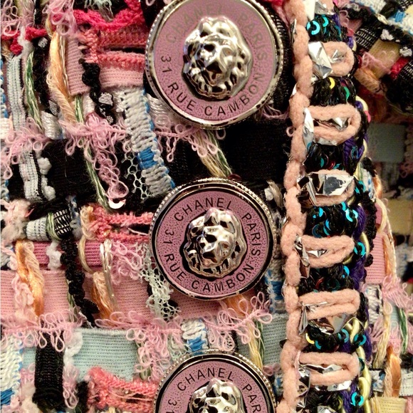Rare CHANEL Multicolor Pastel Tweed Jacket FR40 (8 US equiv.). - Picture 6 of 11